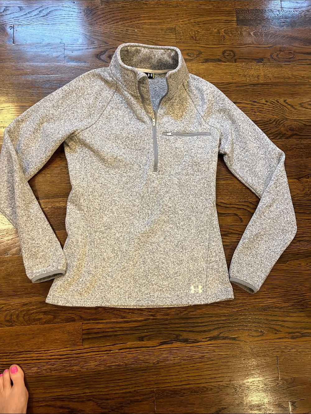 Excellent quality” Under  Armour “ladies quarter zip size small or petite